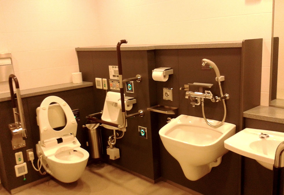 japan-narita-toilet